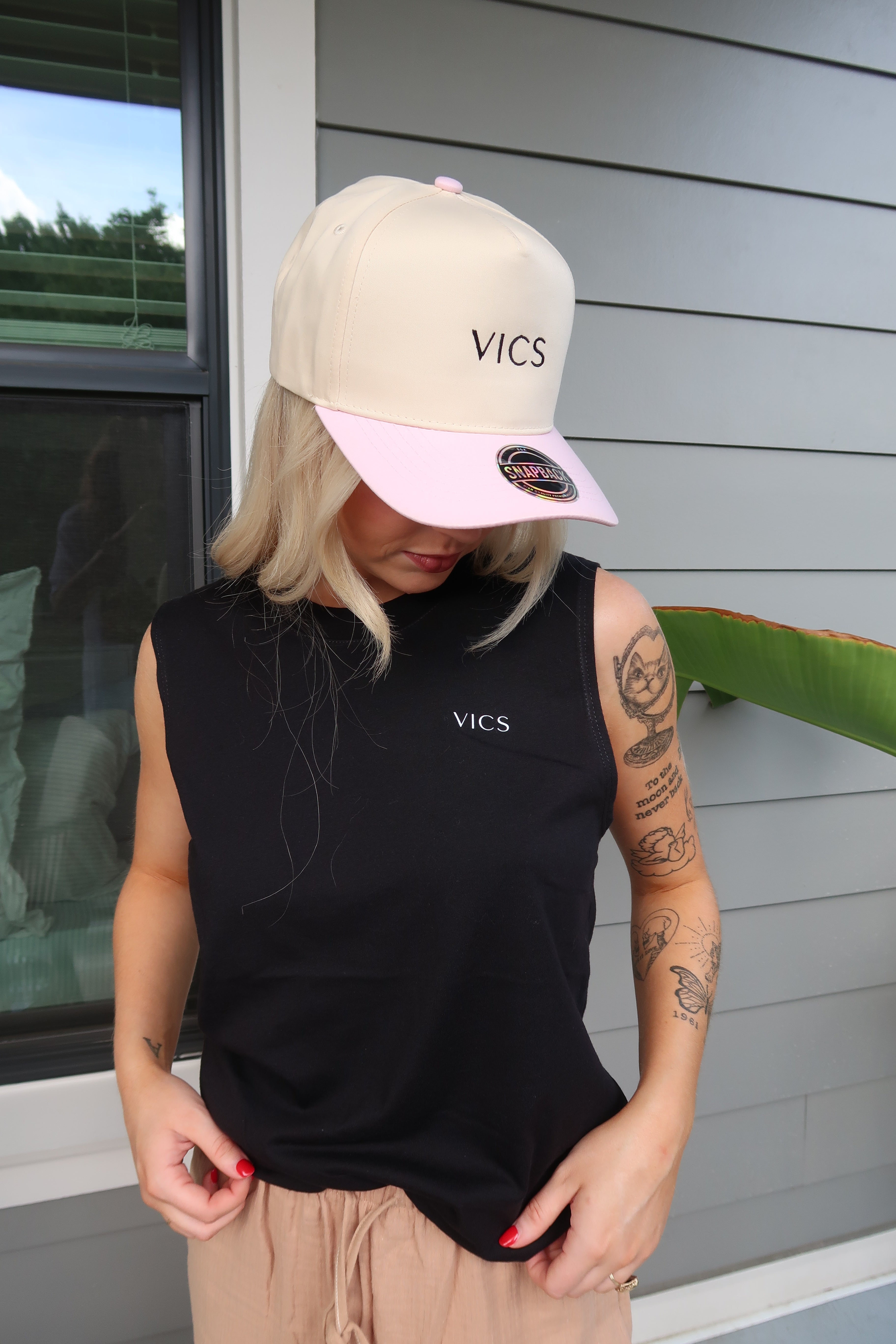 VICS Signature Cut Off Tank